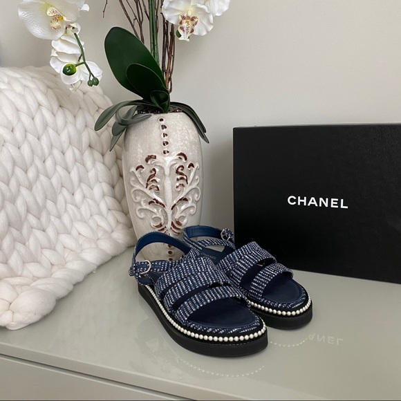 ✅ SOLD. NWT Chanel tweed sandals - Picture 4 of 12